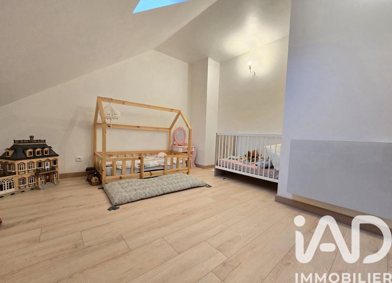 Maison - 139 m² - 7 pièces