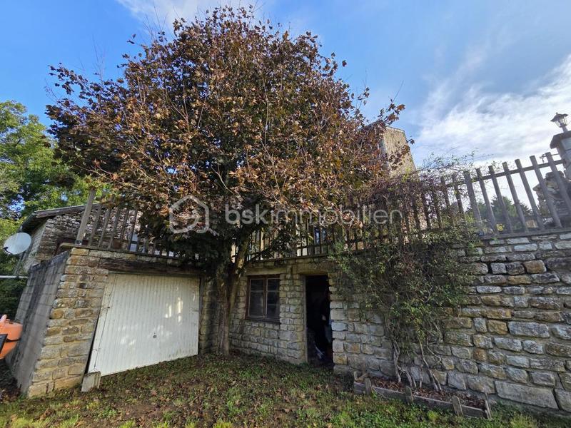 Maison de ville - 180 m² - 3 pièces