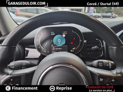 Mini Mini IV Cooper Essential 136 ch Bva7