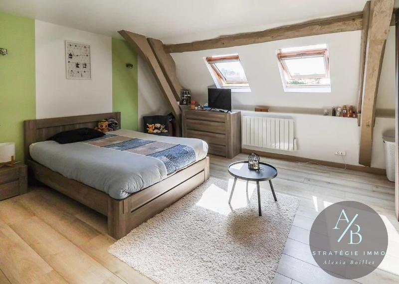 Maison en pierre - 240 m² - 7 pièces