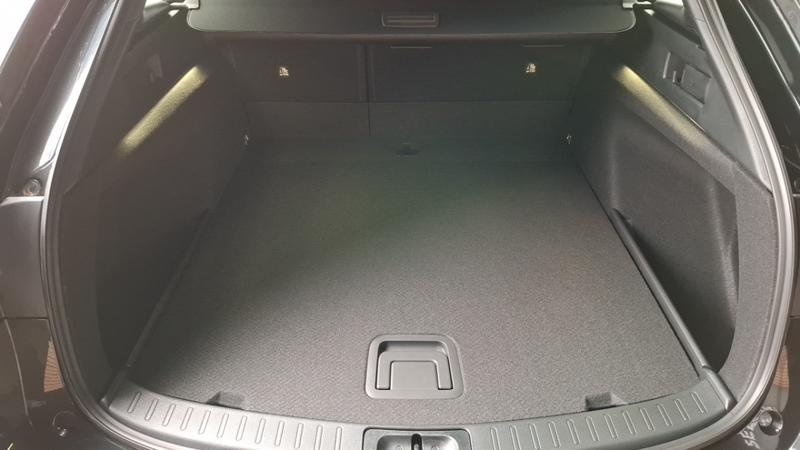 Suzuki Swace 1.8 Hybrid Pack