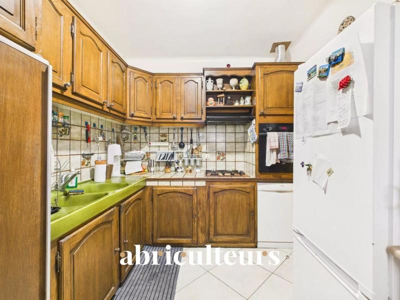 Maison - 232 m² - 8 pièces