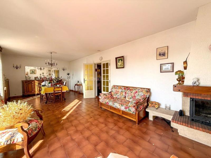 Maison - 179 m² - 6 pièces