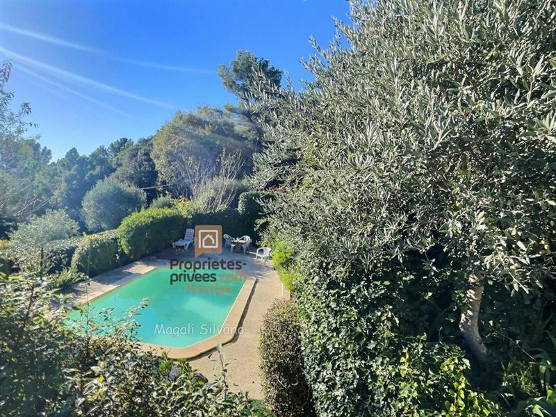 Villa - 173 m² - 5 pièces