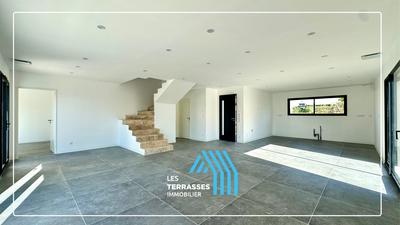 Villa - 144 m² - 7 pièces