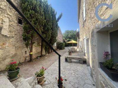 Maison de village - 195 m² - 7 pièces