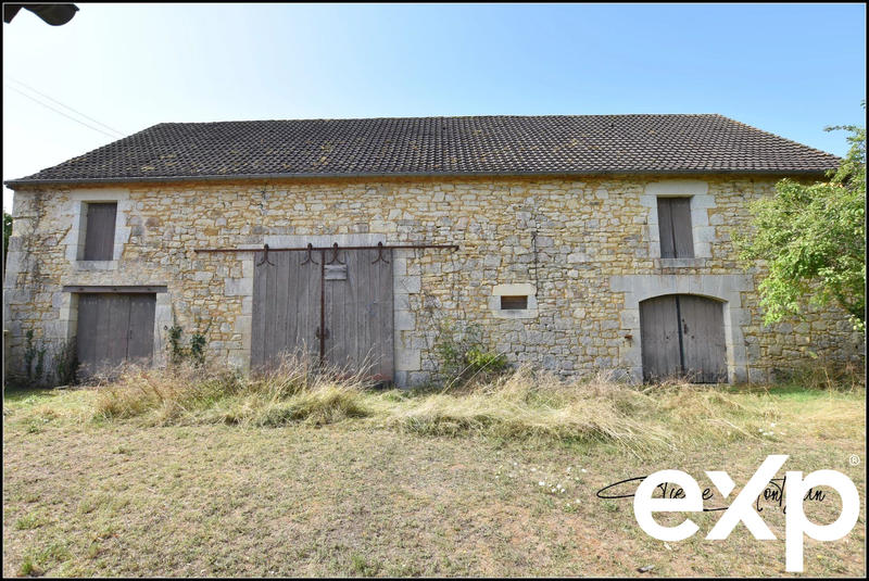 Maison - 140 m² - 1 pièce