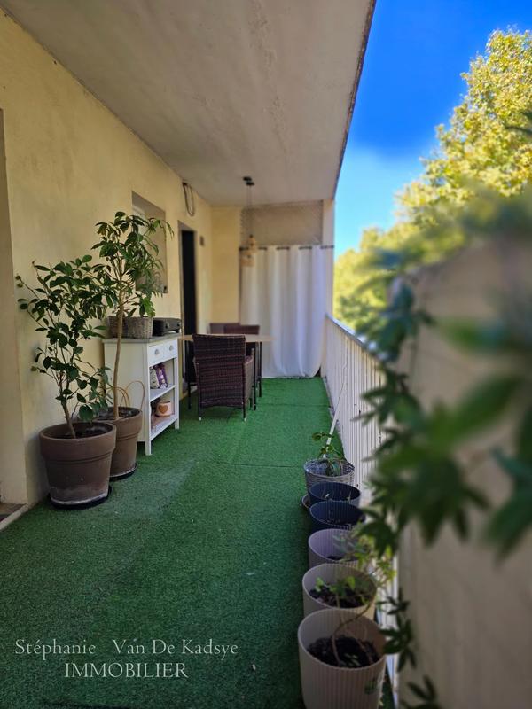 Appartement - 93 m² - 5 pièces