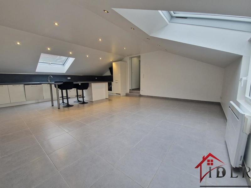 Appartement - 102 m² - 6 pièces