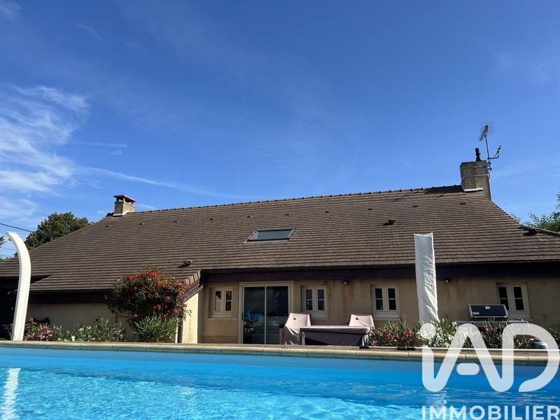 Maison - 164 m² - 5 pièces