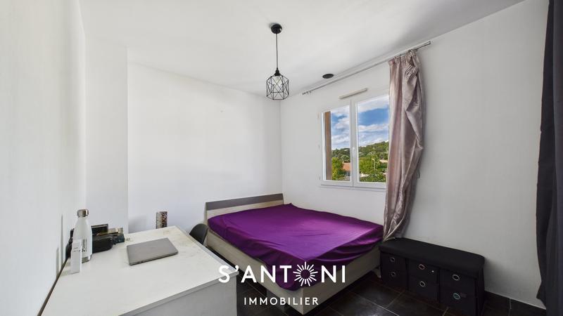 Maison - 111 m² - 5 pièces