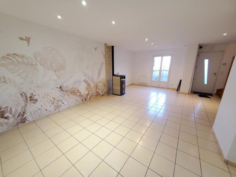 Maison - 95 m² - 4 pièces