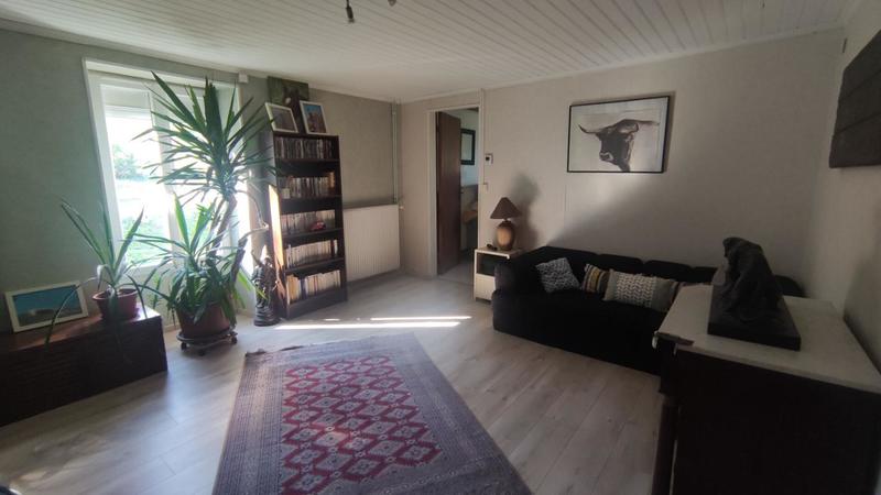 Maison - 300 m² - 9 pièces