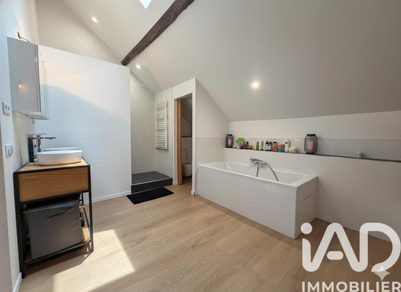 Maison - 144 m² - 6 pièces
