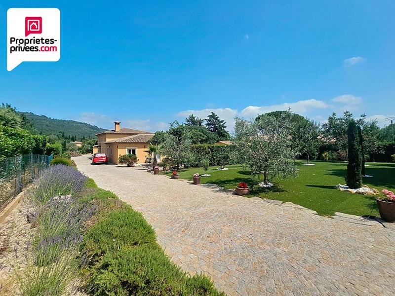 Villa - 203 m² - 7 pièces
