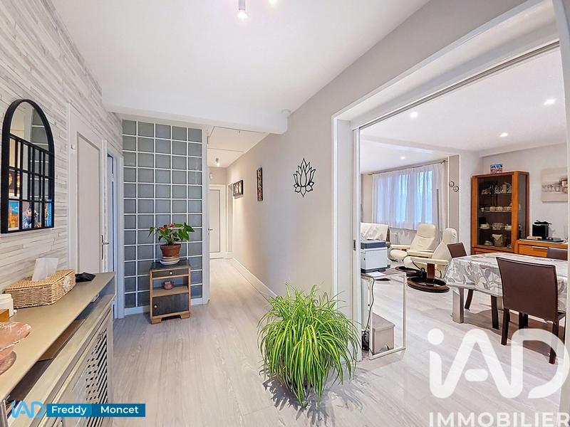 Maison - 74 m² - 3 pièces