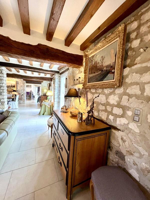 Maison ancienne - 250 m² - 10 pièces