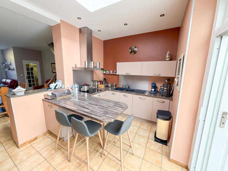 Maison - 110 m² - 4 pièces