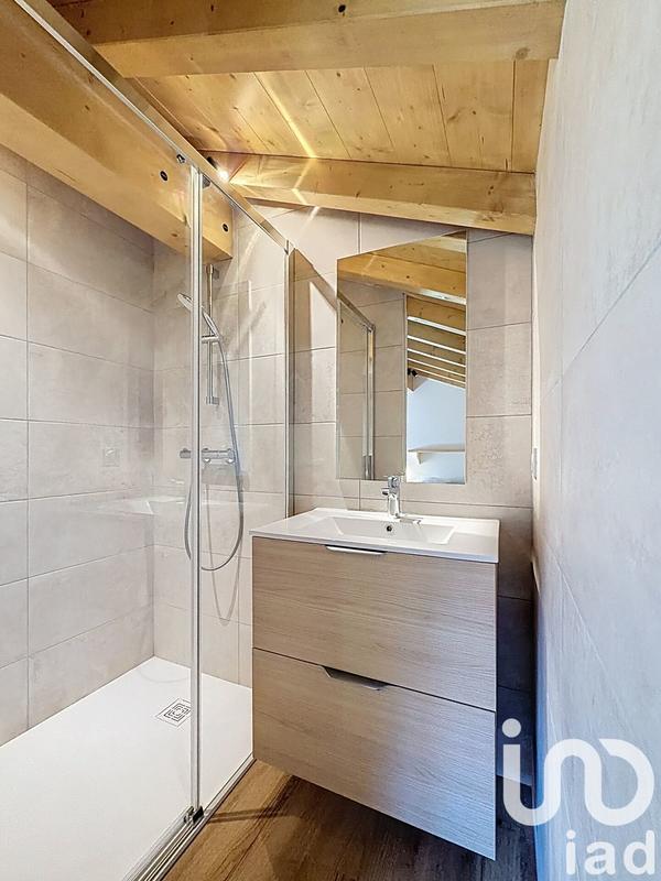 Appartement - 90 m² - 5 pièces