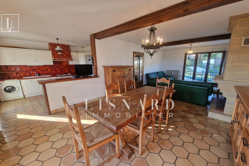 Maison - 90 m² - 2 pièces