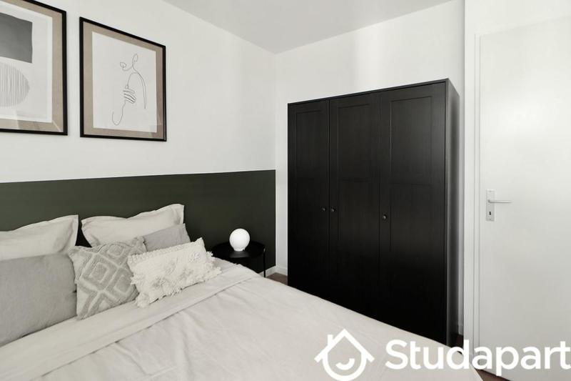 Chambre - 9 m² - 1 pièce