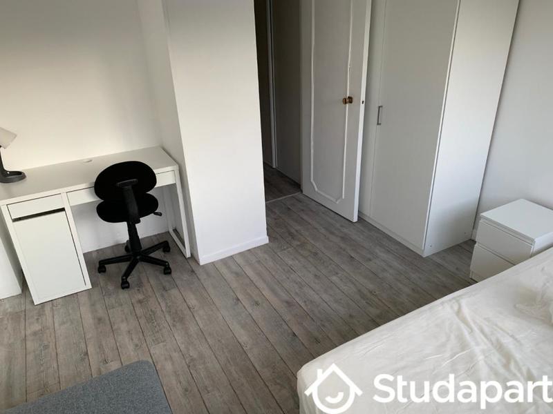 Chambre - 12 m² - 1 pièce