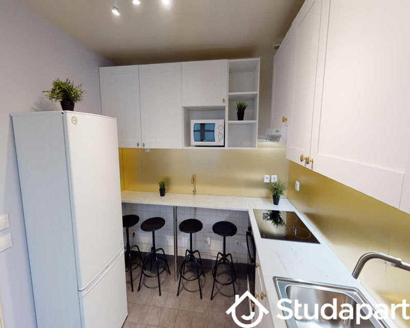 Chambre - 90 m² - 1 pièce