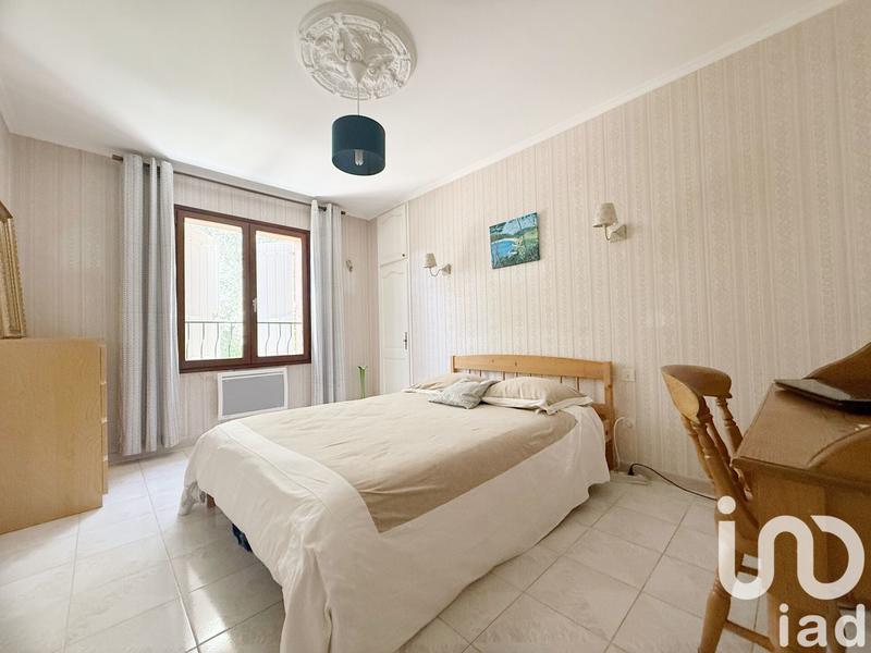 Maison - 219 m² - 6 pièces