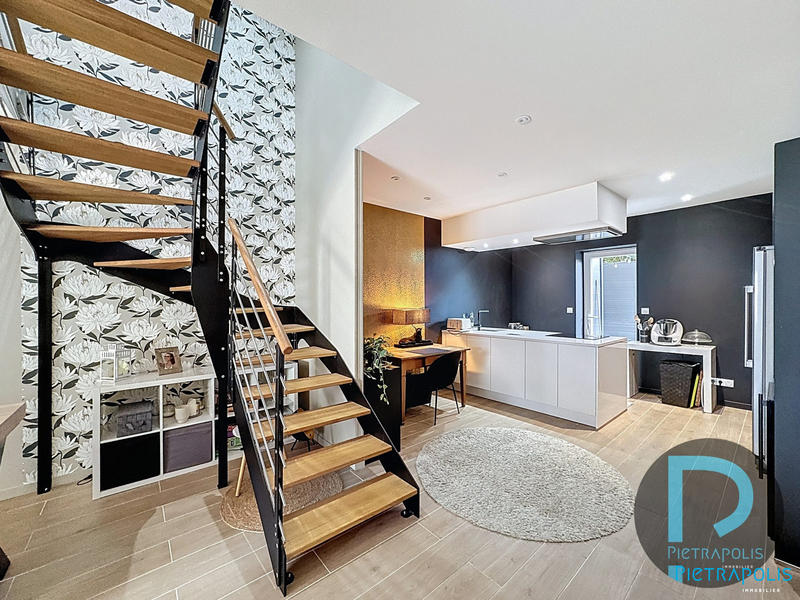 Appartement - 132 m² - 4 pièces