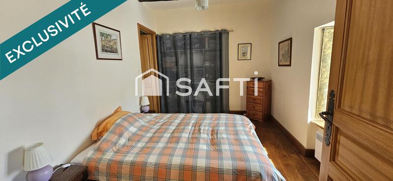 Maison - 265 m² - 12 pièces