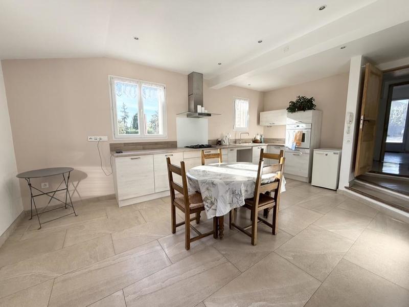 Maison - 192 m² - 7 pièces