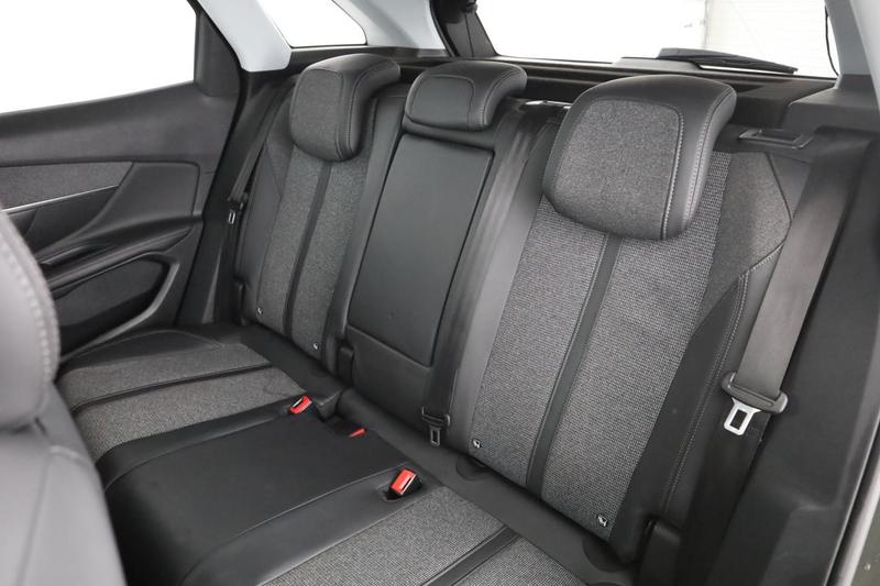 Peugeot 3008 1.2 PureTech Allure Eat6 130 ch