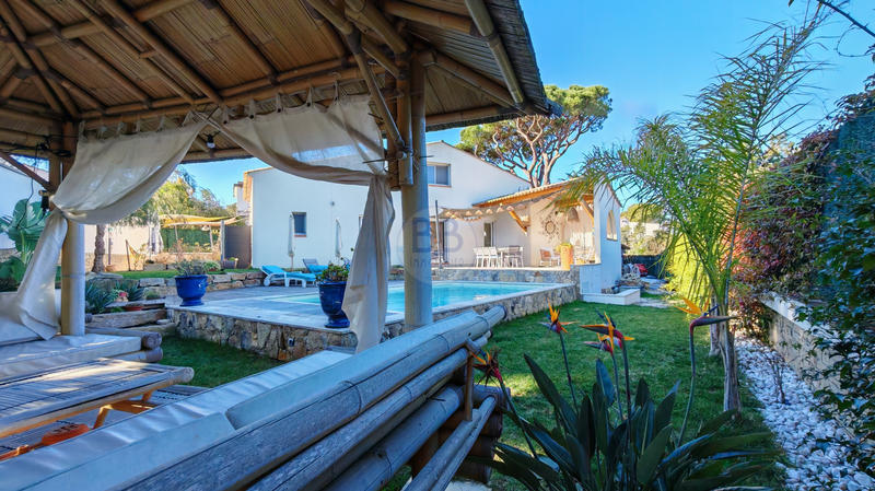 Villa - 153 m² - 5 pièces