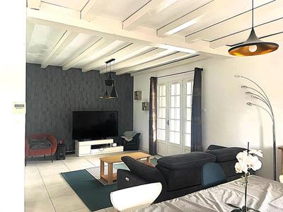 Maison - 162 m² - 6 pièces