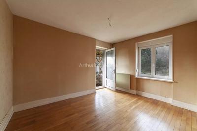 Maison - 143 m² - 5 pièces