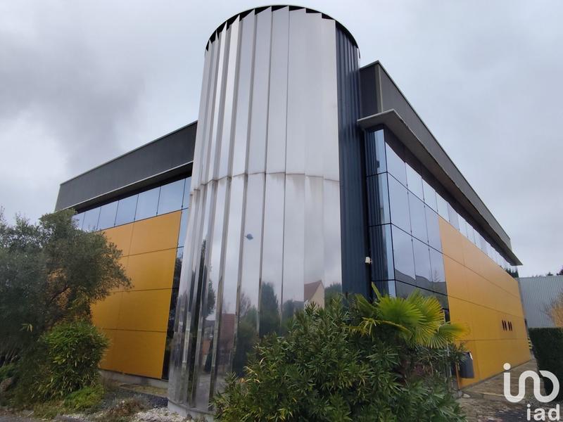 Local commercial - 2 026 m²