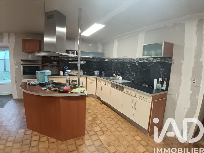 Maison - 190 m² - 5 pièces