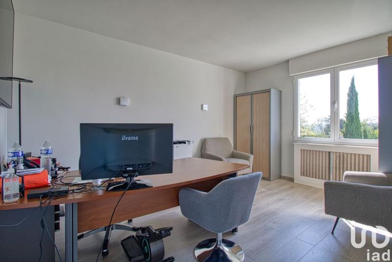 Maison - 195 m² - 7 pièces