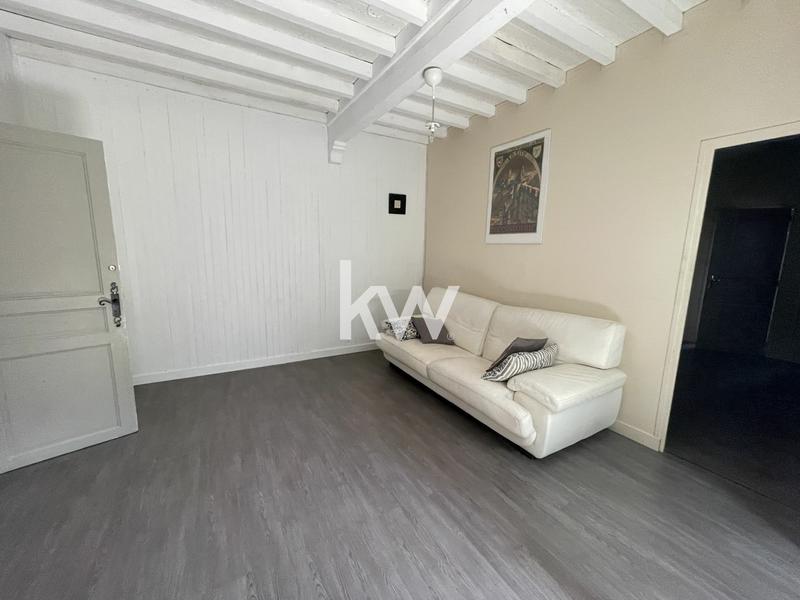 Maison - 177 m² - 7 pièces