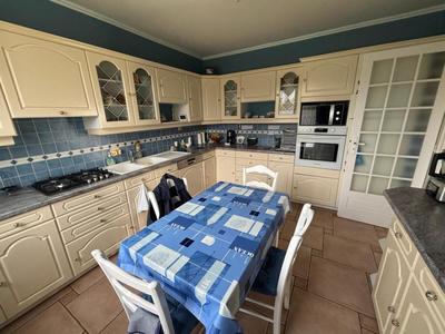 Maison - 147 m² - 7 pièces