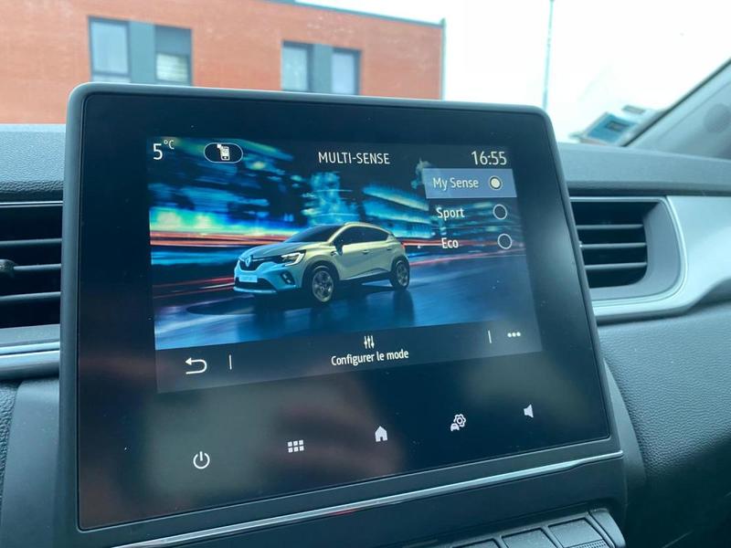 Renault Captur Tce 90 cv techno clim caméra CarPlay Gps Bluetooth 1 ère main