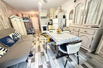 Studio - 28 m² - 1 pièce