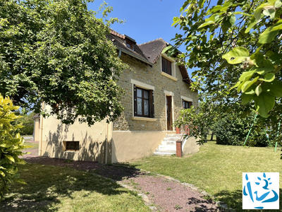 Maison - 110 m² - 6 pièces