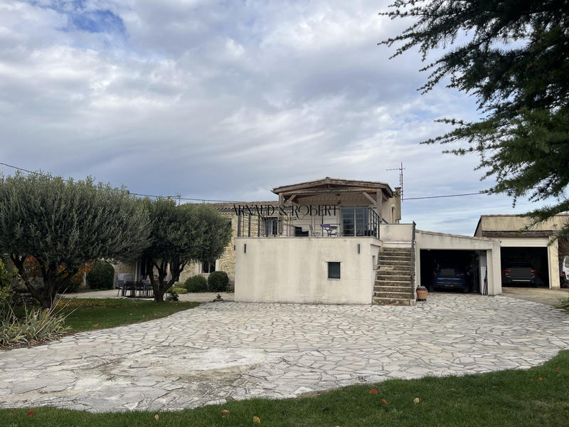 Maison ancienne - 238 m² - 8 pièces