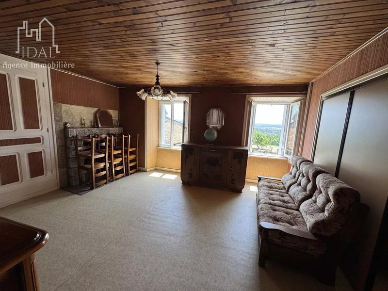 Maison - 139 m² - 6 pièces