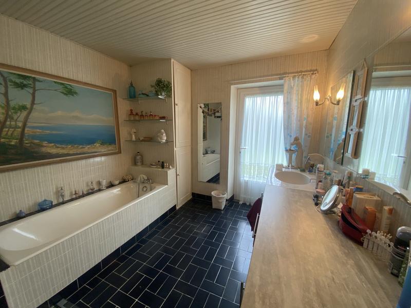 Maison ancienne - 180 m² - 9 pièces