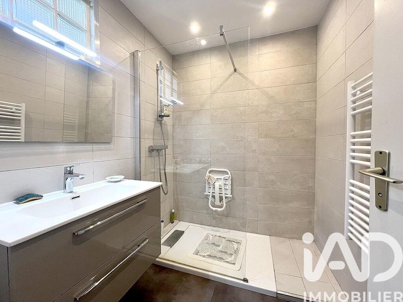 Maison - 136 m² - 6 pièces