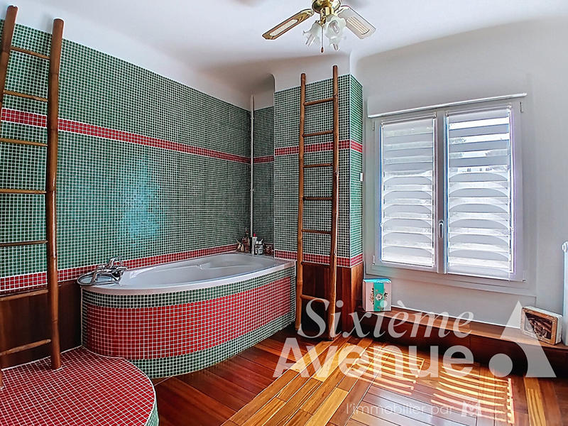 Maison - 135 m² - 5 pièces