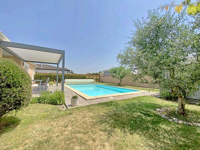 Maison - 112 m² - 4 pièces