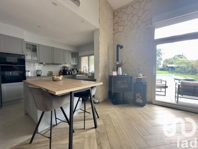 Maison - 167 m² - 6 pièces